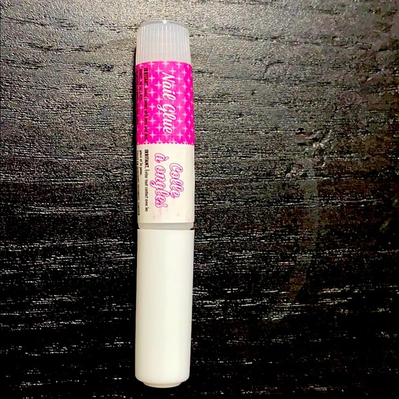 French art nail extensions. - Picture 2 of 2